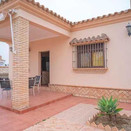 Holiday home Familiar Con Piscina Privada, A&a Y Cerca Del Pueblo No Se Alquila A Grupos *
