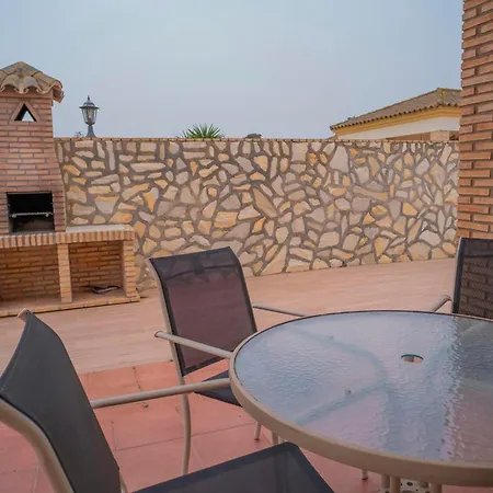 Familiar Con Piscina Privada, A&a Y Cerca Del Pueblo No Se Alquila A Grupos * Conil De La Frontera